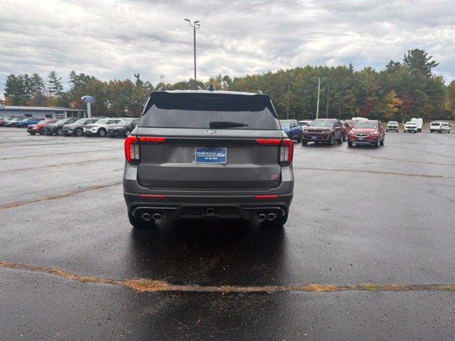 2025 Ford Explorer - $48,699