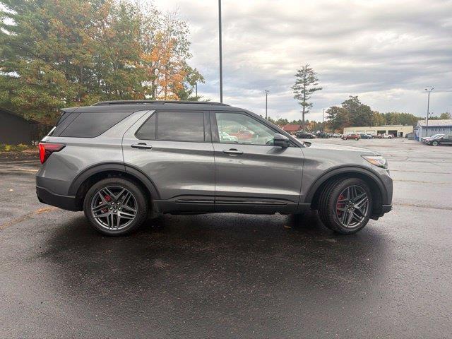 2025 Ford Explorer - $48,699