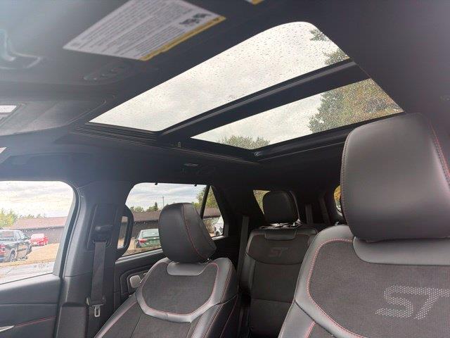 2025 Ford Explorer - $48,699