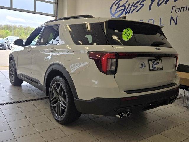 2025 Ford Explorer