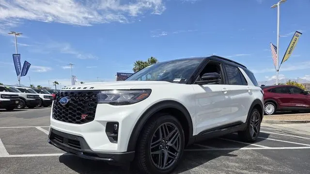 2025 Ford Explorer ST