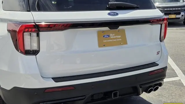2025 Ford Explorer ST