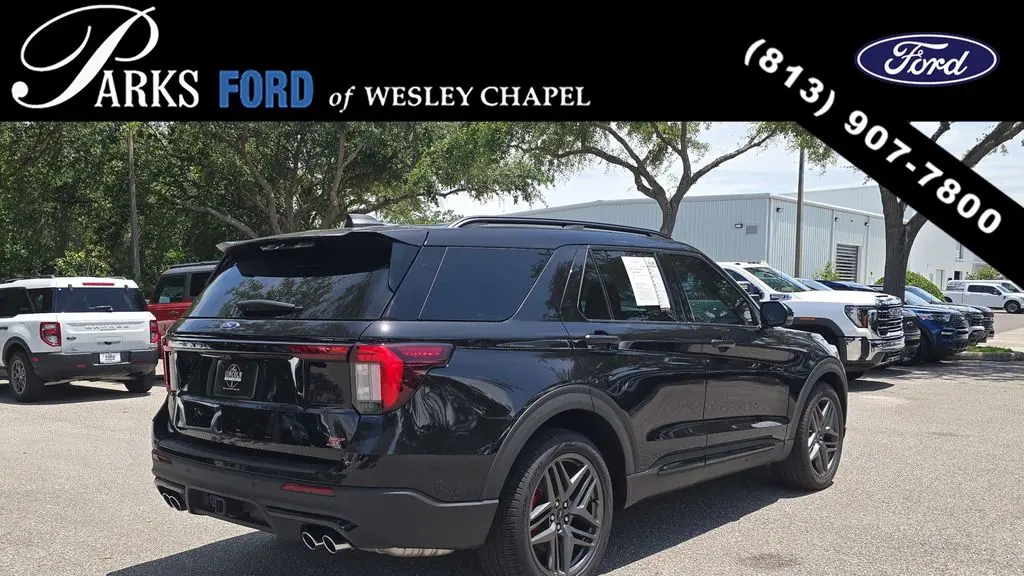 2025 Ford Explorer ST