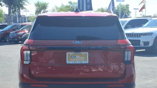 2025 Ford Explorer ST