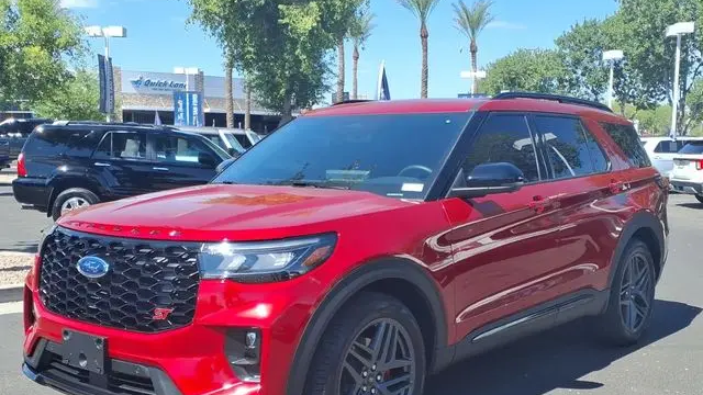2025 Ford Explorer ST