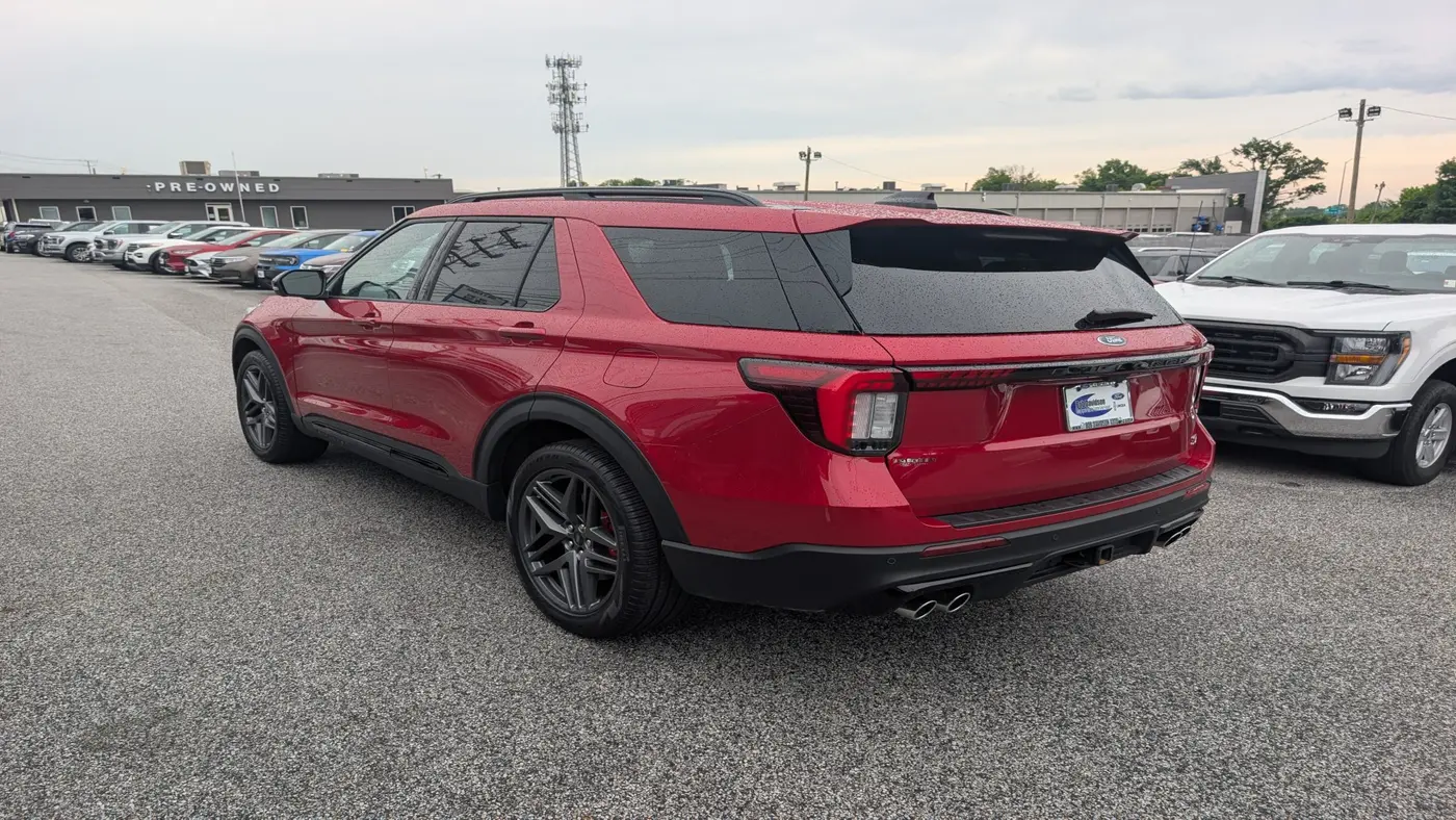 2025 Ford Explorer ST