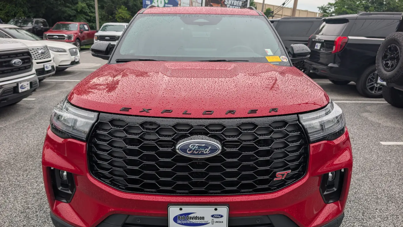2025 Ford Explorer ST