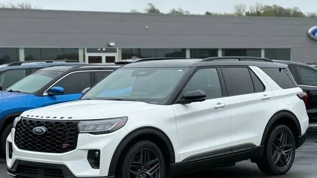 2025 Ford Explorer ST