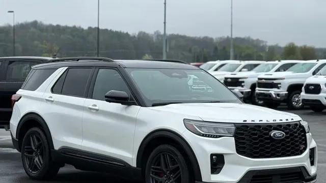 2025 Ford Explorer ST