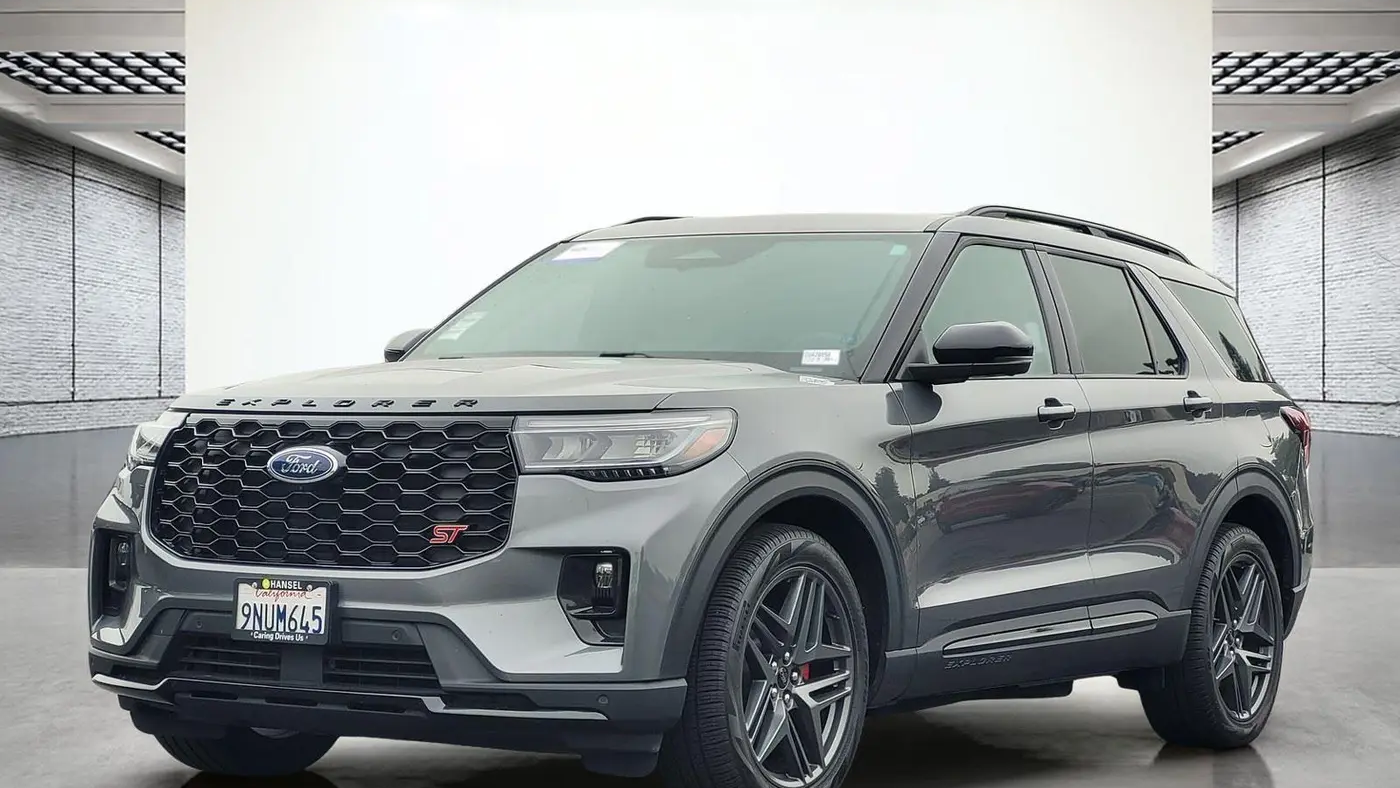 2025 Ford Explorer ST