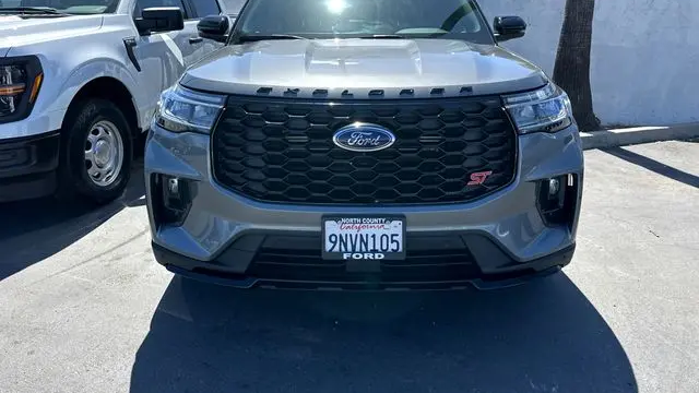 2025 Ford Explorer ST
