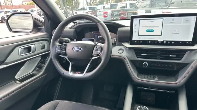 2025 Ford Explorer ST