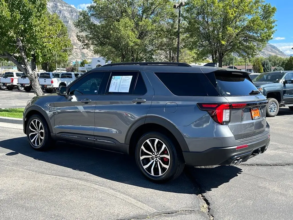 2025 Ford Explorer - $46,727