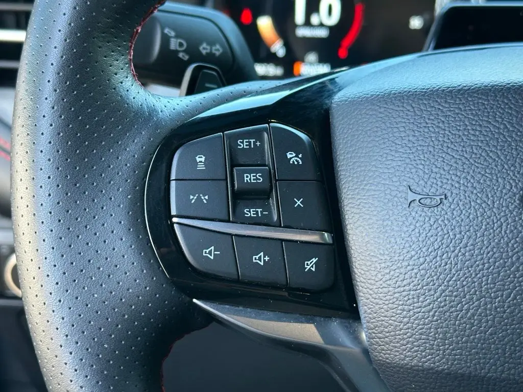 2025 Ford Explorer - $46,727