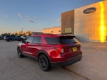 2025 Explorer Thumbnail 7