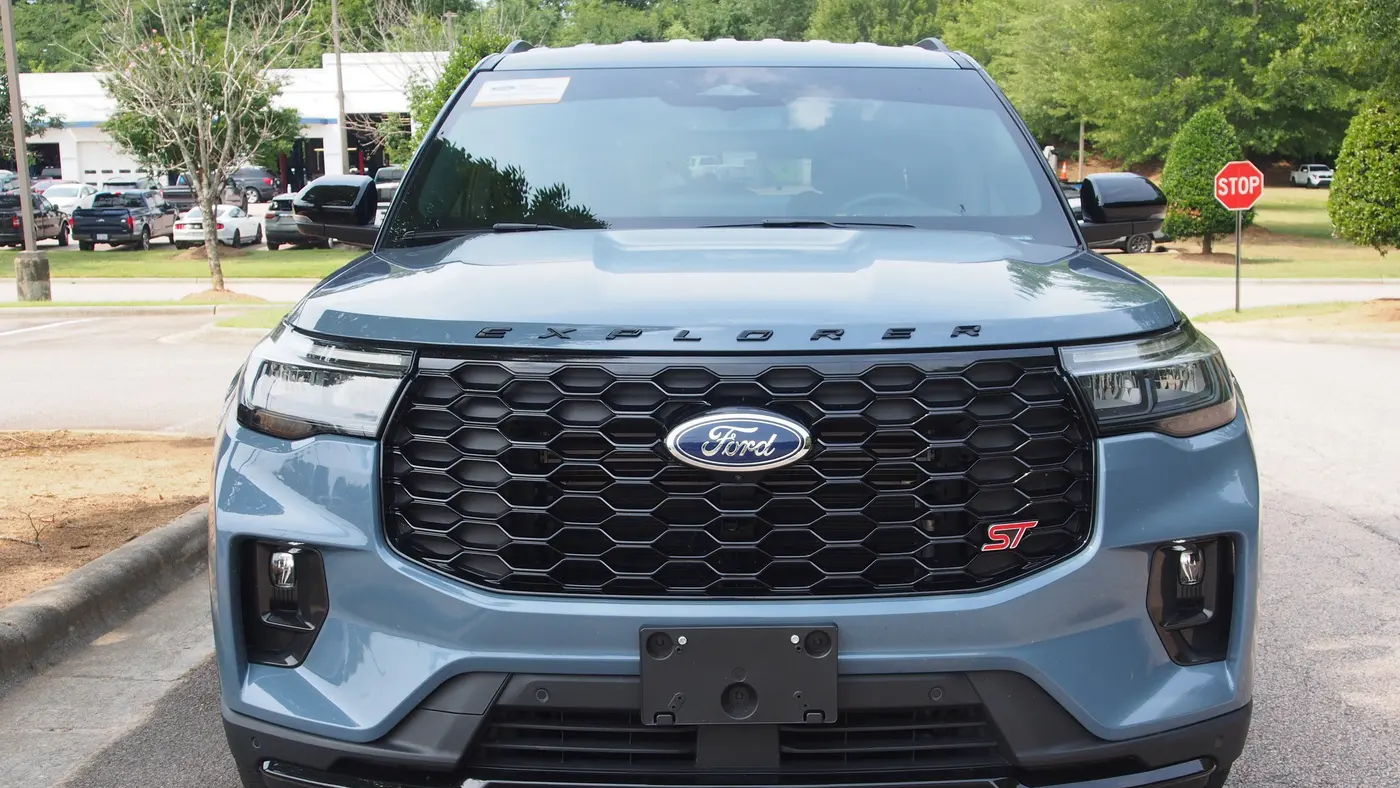 2025 Ford Explorer ST