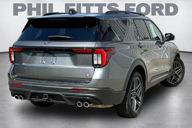 2025 Ford Explorer - $47,476