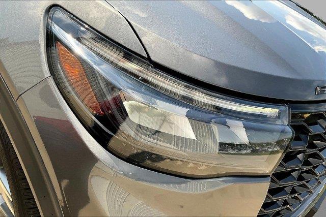 2025 Ford Explorer - $47,476