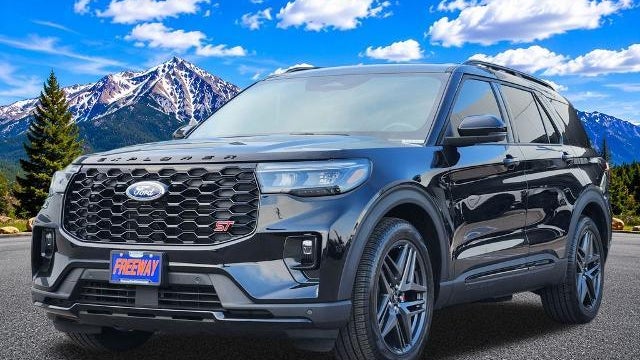 2025 Ford Explorer ST