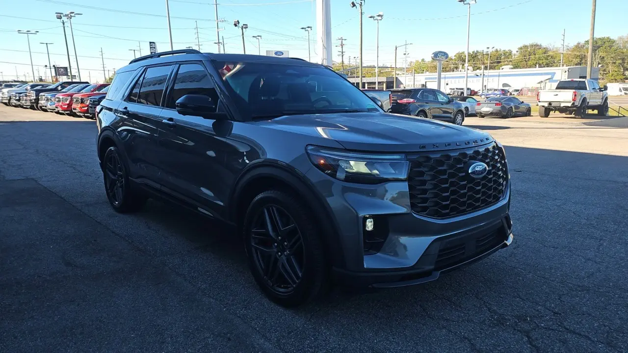 2026 Ford Explorer - $52,813