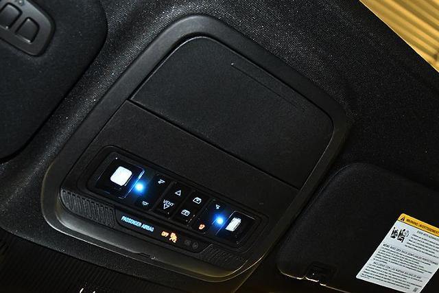 2025 Ford Explorer - $47,999
