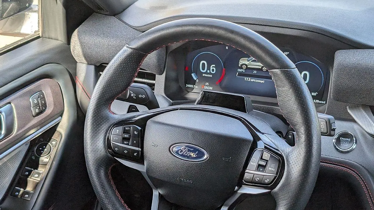 2025 Ford Explorer ST