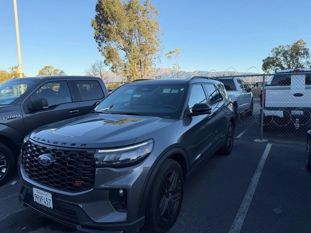2025 Ford Explorer