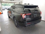2025 Explorer Thumbnail 4