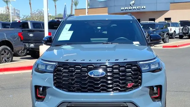 2025 Ford Explorer ST