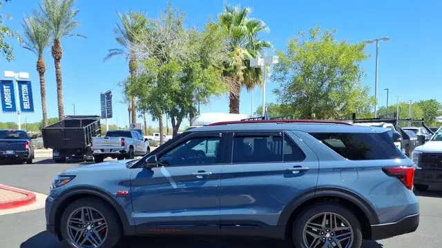 2025 Ford Explorer ST