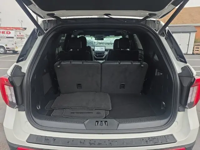 2026 Ford Explorer - $52,954