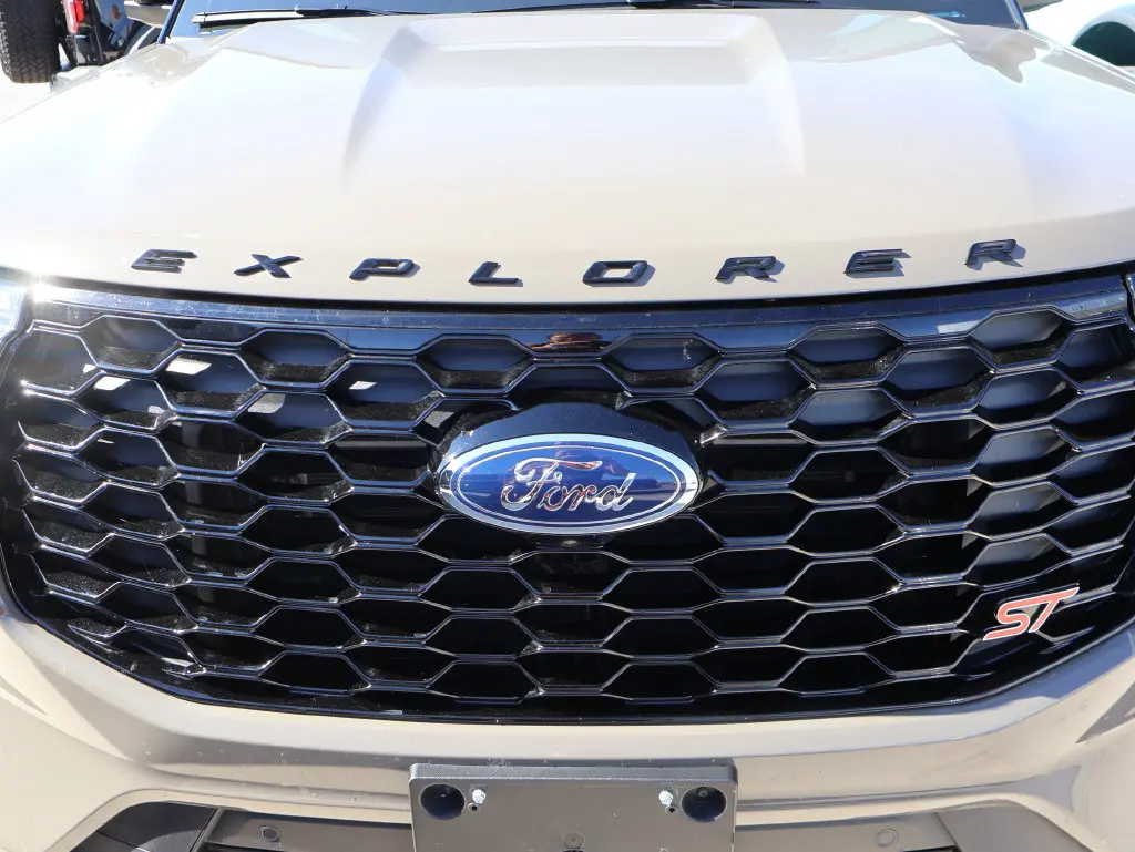 2026 Ford Explorer - $52,994