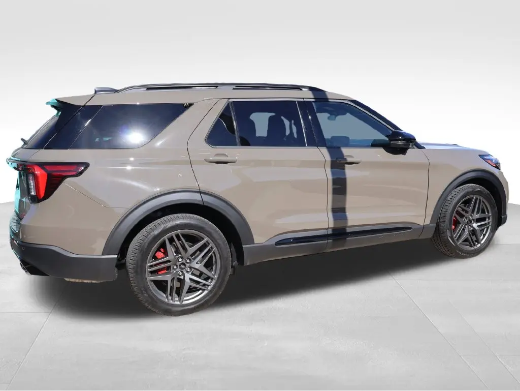 2026 Ford Explorer - $52,994