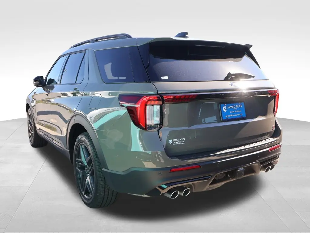 2026 Ford Explorer - $52,994