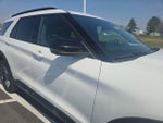 2025 Explorer Thumbnail 5