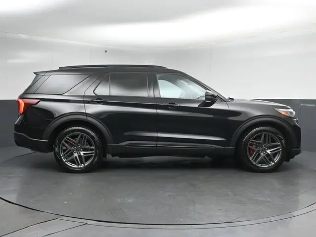 2025 Ford Explorer - $46,500