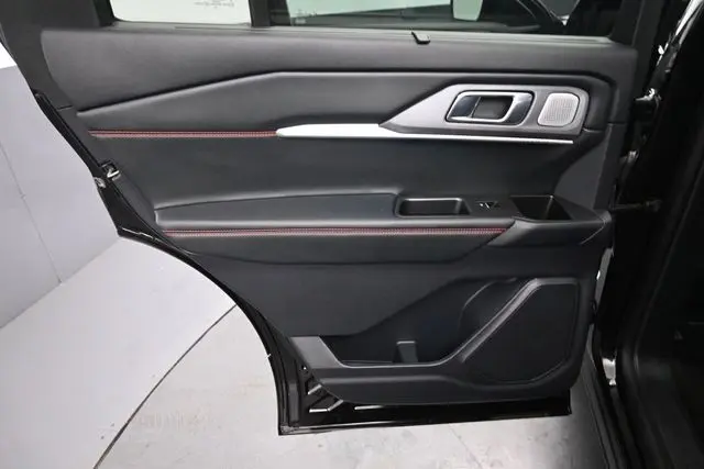2025 Ford Explorer - $46,500