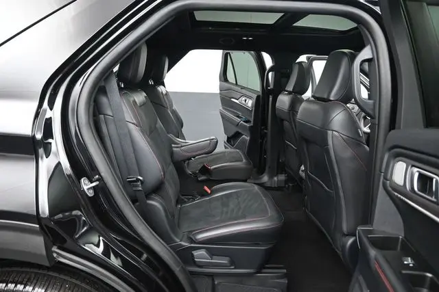 2025 Ford Explorer - $46,500