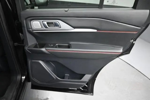 2025 Ford Explorer - $46,500