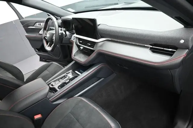 2025 Ford Explorer - $46,500