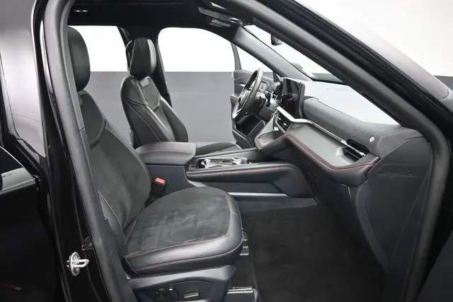 2025 Ford Explorer - $46,500
