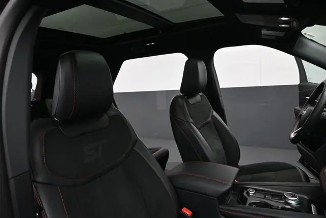 2025 Ford Explorer - $46,500