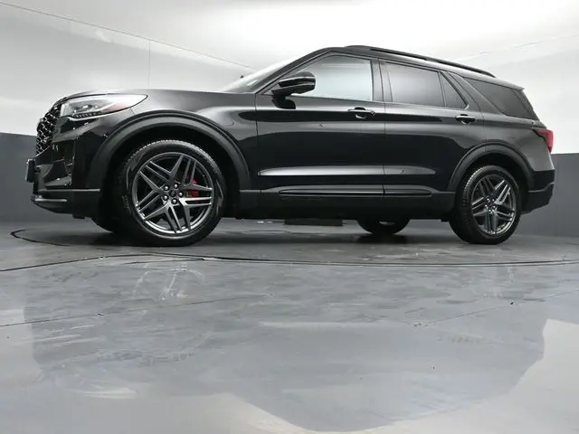 2025 Ford Explorer - $46,500