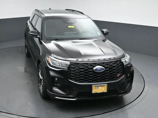 2025 Ford Explorer - $46,500