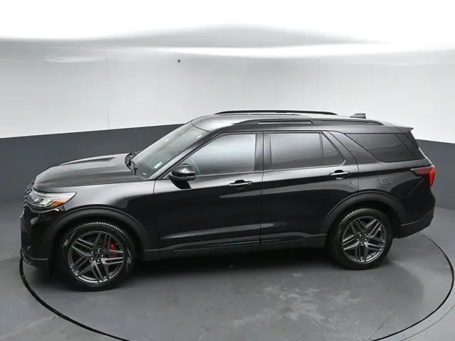 2025 Ford Explorer - $46,500