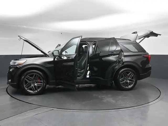 2025 Ford Explorer - $46,500