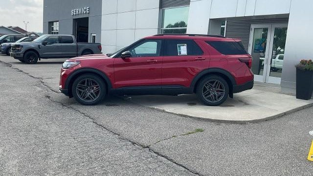 2025 Ford Explorer ST