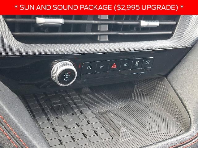 2025 Ford Explorer - $42,750