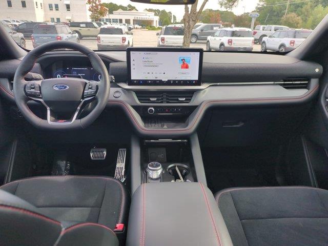 2025 Ford Explorer - $49,495