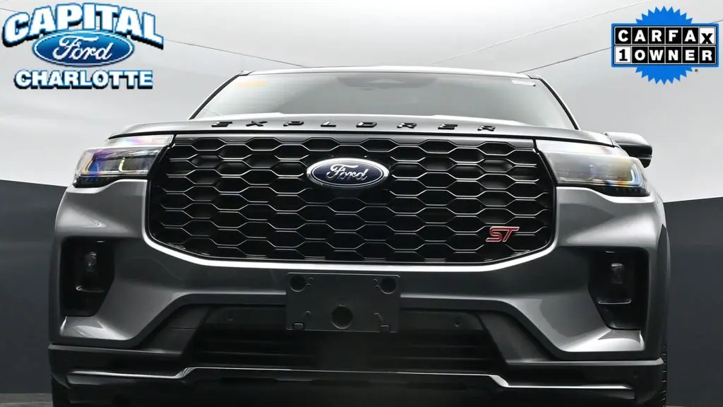 2025 Ford Explorer ST